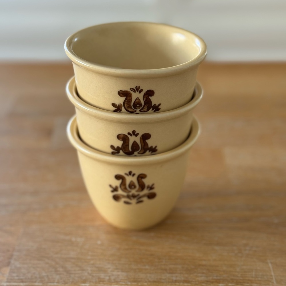 Vintage Pfaltzgraff Village Custard Cups / Ramekins - set of 3